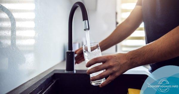 Contaminación por PFAS en el agua potable: Una amenaza invisible que podemos solucionar