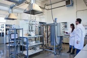 Estudio experimental de la Co-gasificación de fangos de EDAR y carbón con aire en lecho fluidizado