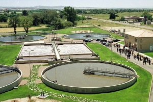 Influencia de los procesos biológicos de depuración en la distribución y tamaño de partículas en tratamientos de aguas residuales urbanas